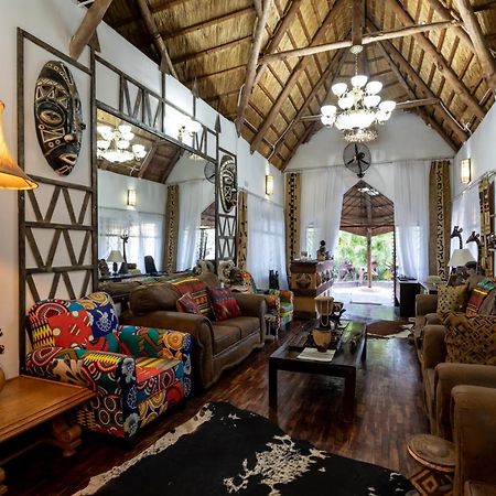 Ngoma Zanga Lodge 利文斯顿 外观 照片